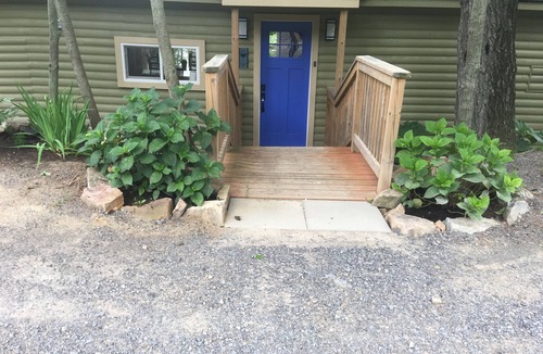 Lansdowne Cottage | Waterfront Luxury for 5 Private Hot Tub Pet Friendly Retreat