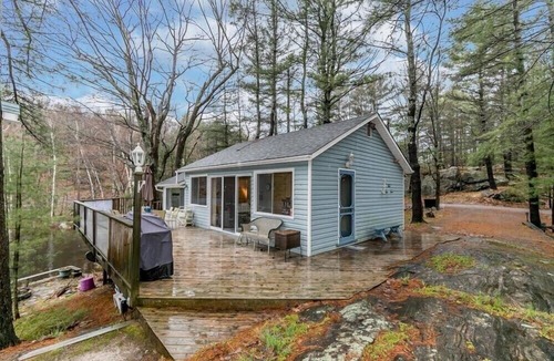 Muskoka Lakes Cottage | Waterfront on Lake Muskoka!