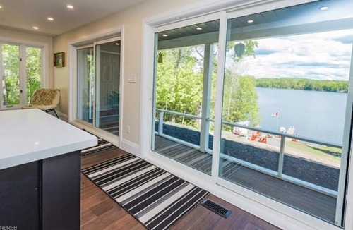 Bonfield Cottage | Waterfront, open concept cottage