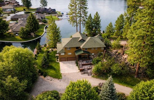 Post Falls House | Waterfront Paradise Lodge: Private Dock, Pickleball, Volleyball, Fire pit nights