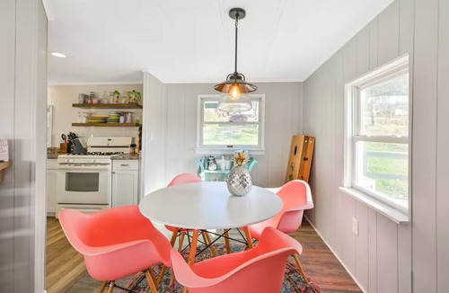 Carbondale Cottage | Watermelon Chateau -12 mins to Elk Mtn- Lake View