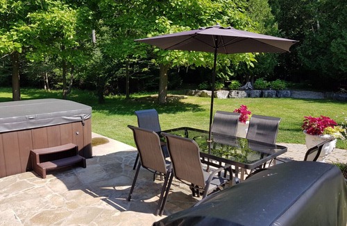Saugeen Shores Cottage | Waterview Executive Cottage - Port Elgin, Ontario