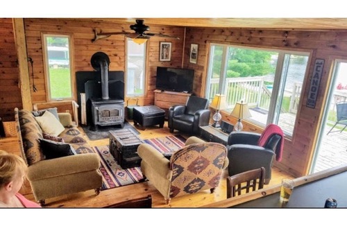 Powassan House | Welcome to the Cottage on beautiful Wassi Lake