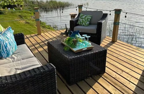 Merrickville-Wolford Cottage | Welcome to "Vista Del Rio"