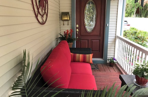 Northport Apartment | Welcoming 1 bedroom apartment in beautiful harbor village.
