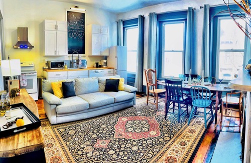 Allegheny-West House | Western Ave Beauty, Free Private Park, Walk to PNC & Acrisure, Perfect Location