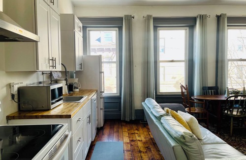 Allegheny-West House | Western Ave Beauty, Free Private Park, Walk to PNC & Acrisure, Perfect Location