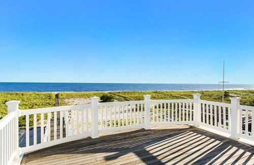 Westhampton Beach House | Westhampton Beach Ocean Front! HUGE discount. with spectacular bay sunset views.