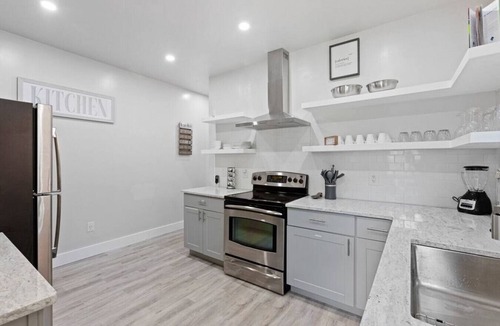 Harrisburg House | WeWelcome you to our Home near Dntwn and Hershey