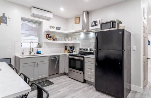 Harrisburg House | WeWelcome you to our Urban Modern Home