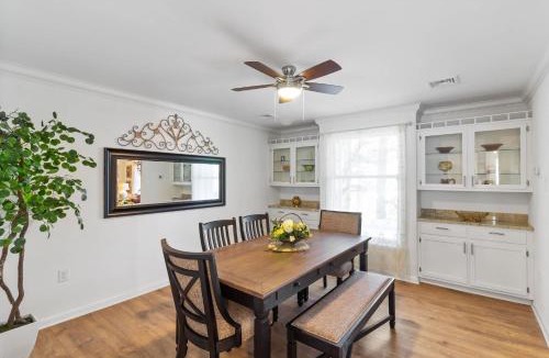 Nesquehoning House | Whispering Fern Retreat - 4-Acre Luxury Escape, Fire Pit