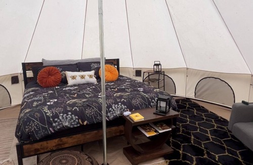 Leeper House | Wild Garden Glamping: Honeycomb