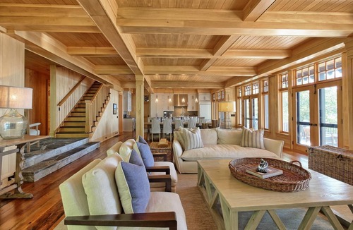 Windermere Cottage | Windermere! South! Private! Wallsend is Muskoka Classic Luxury!