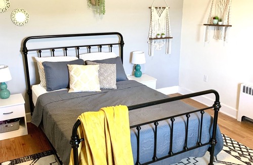 Tarrs House | Winery Farmhouse
