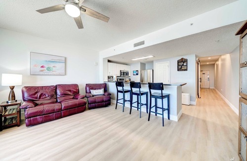 Long Beach Condo | Winter special 5%-10% off weekly: RESERVED PARKING and free beach chairs T1-305