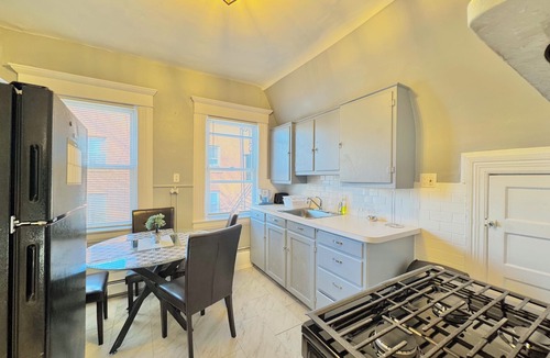 Weehawken Apartment | WORLD CUP Views of NYC - 15 min to NYC