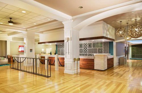 Lake Buena Vista Resort | Wyndham Lake Buena Vista – Disney Springs® Area