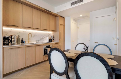 Wynwood Art District Condo | Wynwood Pad- Stylish Apt with View & Rooftop Pool