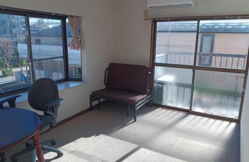 Nishitokyo House | YCS2 Guest house, good access to Shinjuku