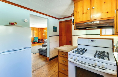 Nicholson House | Year-Round Fun on Lake Sheridan! Home w/Patio