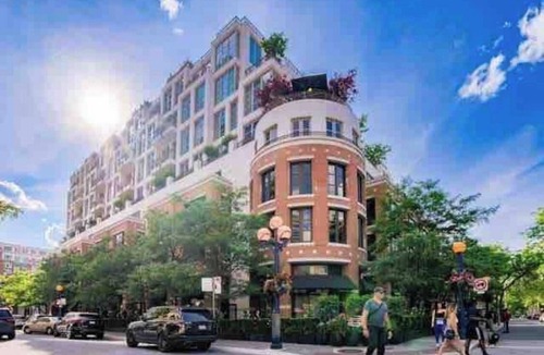 Bloor-Yorkville House | Yorkville Luxurious High-End Condominium