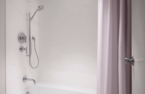Stuart House | You Found it! 3 Family-Friendly Units, FREE Parking, Near Bathtub Reef Beach!