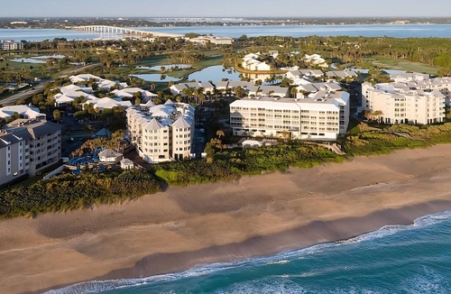 Stuart House | You Found it! 3 Family-Friendly Units, FREE Parking, Near Bathtub Reef Beach!
