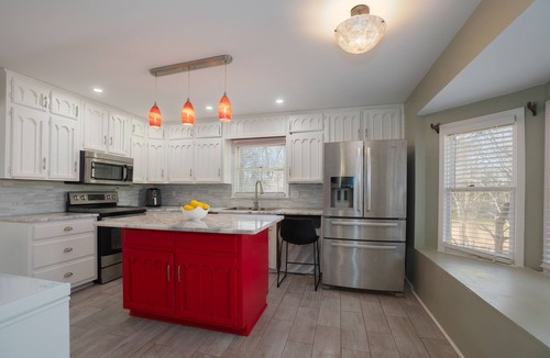 New Castle House | You private luxury Oasis away from home