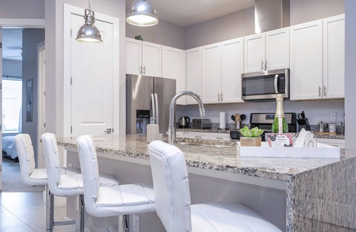 West Kissimmee House | Your Disney Escape – 5 Min Drive, Sleeps 8