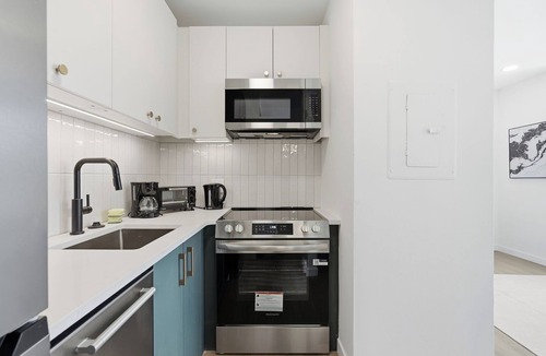 Powelton Village House | Your Modern Getaway in Philly