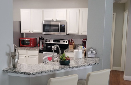 South Pointe of Tampa House | Your Sunset Getaway