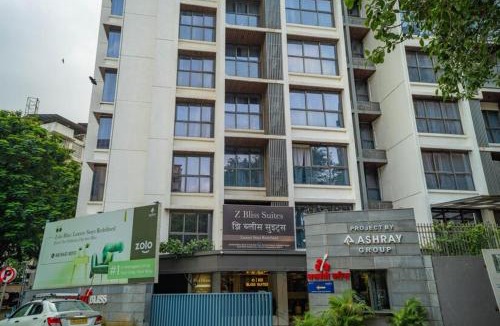 Kurla West Hotel | Z Bliss Suites, BKC