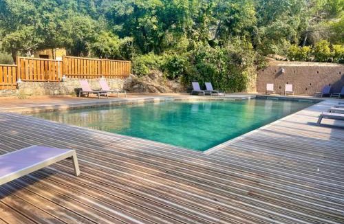 Sartene Other | ZEcamping 3 étoiles chiens acceptés piscine et bar restaurant