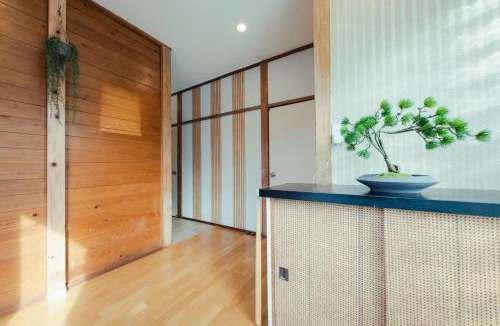 Ichikawa Villa | ZEN Kokufudai, 30 minutes to Disneyland , 4-minute walk from the nearest station ,Entire building!5 bedrooms, maximum 10 guests