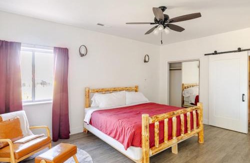 Colorado City Ski Chalet | Zion Vista Poolside Manor Sauna Golf Gym