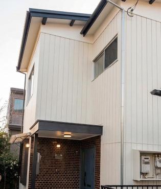 木の家ゲストハウス小山東口館