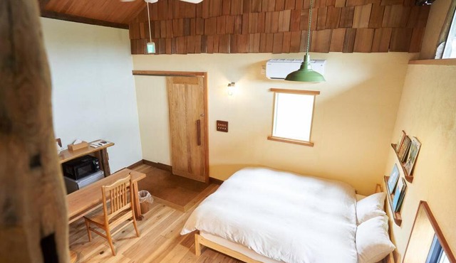 自然素材でリノベした木の香り漂う貸切宿｜藤野民宿（Fujino Guest House）