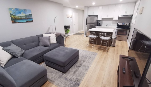 1-bedroom apartment in quaint Wortley Village, London