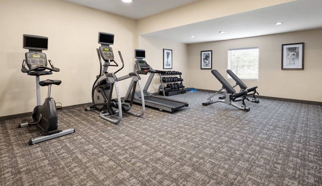1-Bedroom Suite w/2 Double Beds Near Hersheypark