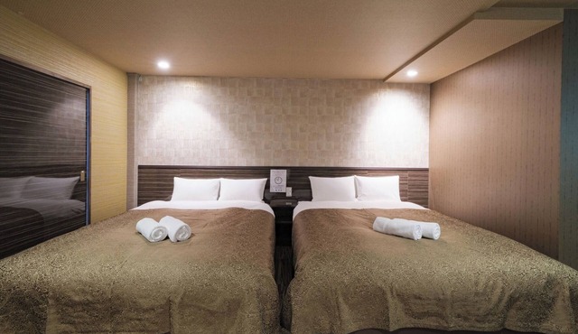 1 minute walk from Chiba Station 40 minutes by t/Chiba Chiba