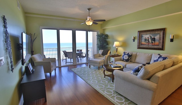 10% off Spring rates! LUXURY 3 bed/3 bath Ocean Front Condo, Simply the BEST!