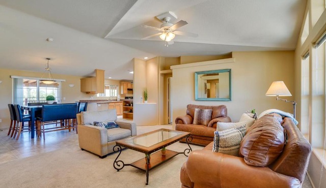 11 Mi to Saguaro Nat'l Park! Family Home w/Deck