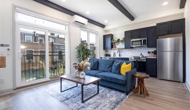 1BR Across from Fairmount Park - 10 mins to DT (E)
