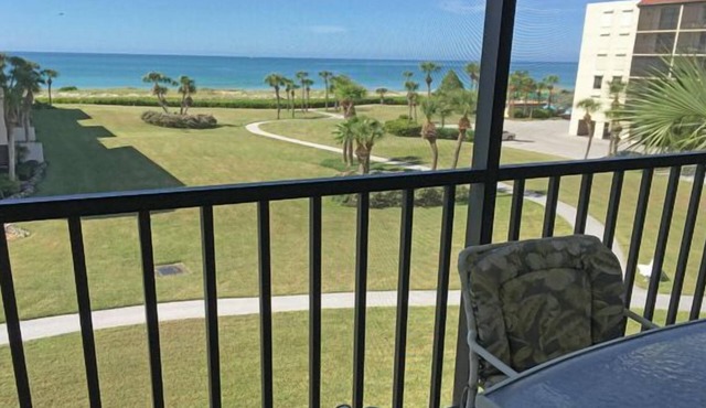 2/2 Condo, Beach/Pools/Fitness/Tennis