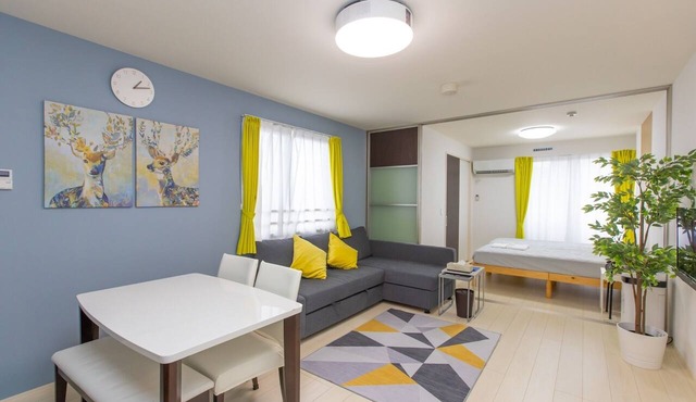 2 bedrooms in the 40 Westernstyle room which can be used by 2 families/Hashima Gifu