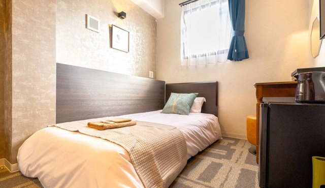 202 Hotel within walking distance of Asakusa/Ueno/Akihabara for downtown sightseeing/Skytree