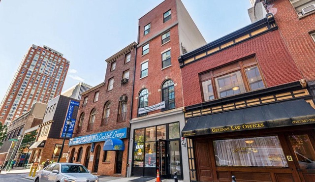 24 Stay - Philadelphia Rittenhouse