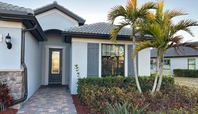 3-bedroom house in lovely Alva with cool AC breeze