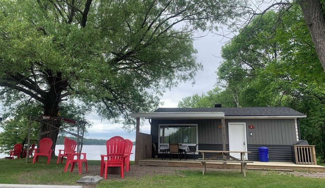 3 Bedroom Pet Friendly Cottage