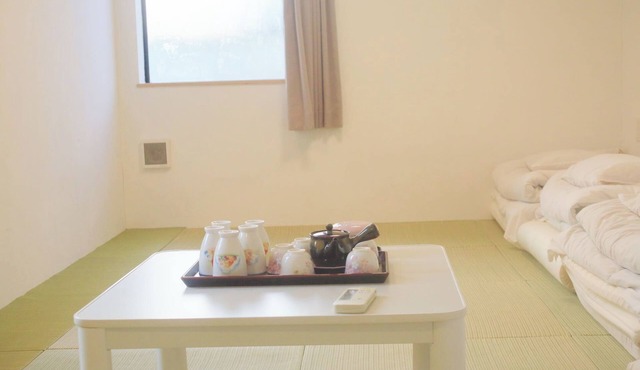 301 7 minutes walk from Ikebukuro 5 minutes by train from Shinjuku 11 minutes from Shibuya full/Toshima ward Tokyo